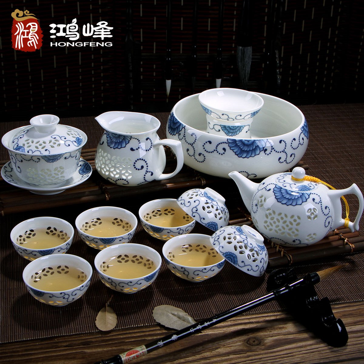 玲珑茶具套装礼盒景德镇陶瓷功夫茶杯镂空盖碗青花瓷蜂窝家用整套|ruв категории посуда, чайный сервиз, кунг - Фу, чайный сервиз - от Buy2taobao.com для оказания профессиональной услуги покупки агента Taobao