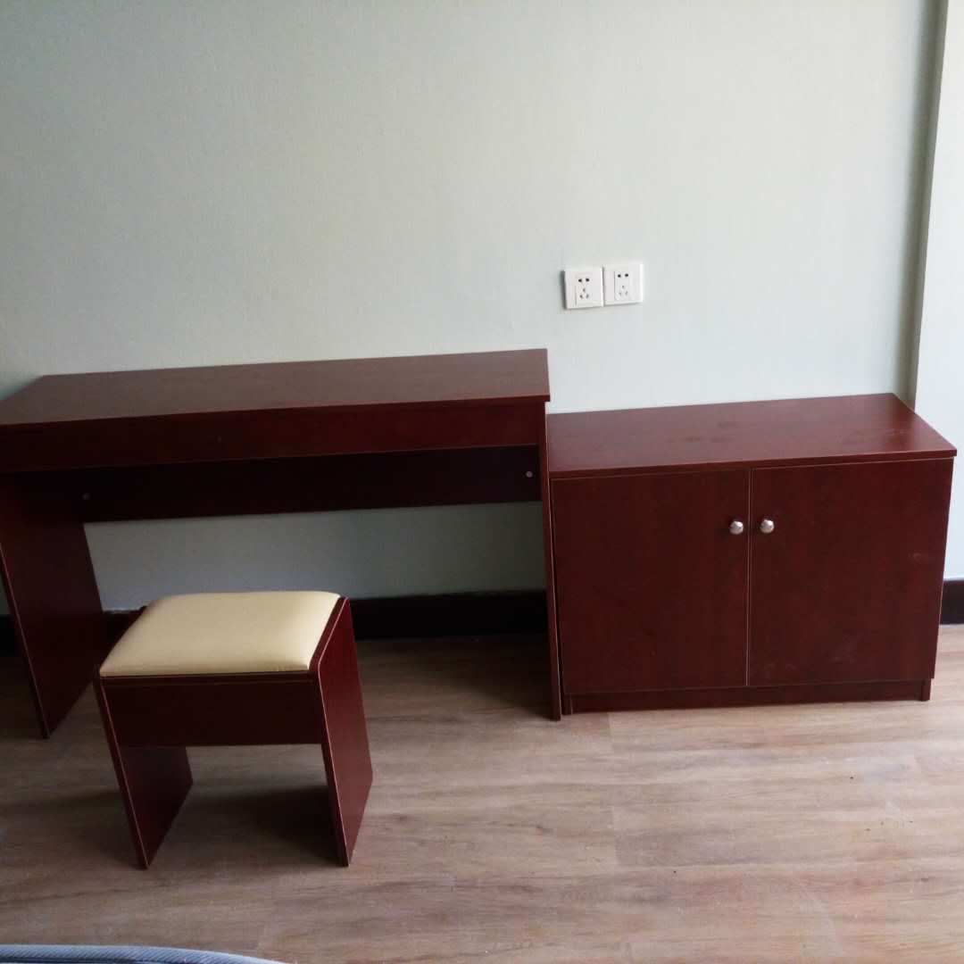 翰林酒店家具简易电视柜高低桌电视桌凳子宾馆家具定制电脑桌包邮在类目 商业/办公家具, 酒店家具, 酒店单间/标间/成套家具中 - 来自Buy2taobao.com提供专业的淘宝代购服务