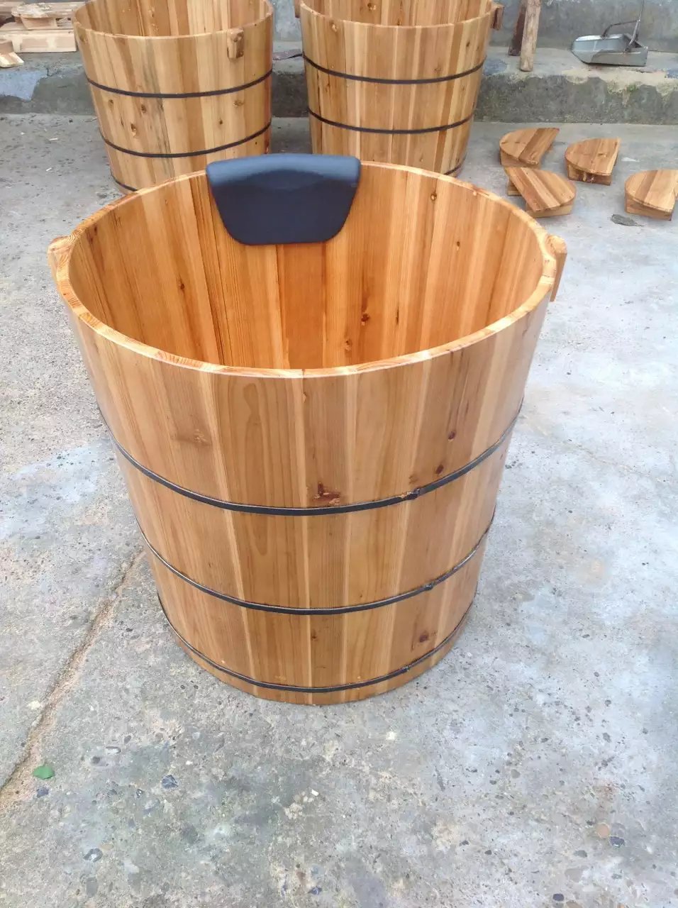 circular Fragrant fir Deep soaking take a shower Bath barrel Hostage bathtub lidless thickening Fumigationin the Family/Personal Cleaning Tools , Sanitary appliances/Bathroom accessories , Bath barrel/Washpot category - from Buy2taobao.com to provide professional Taobao agent buy service