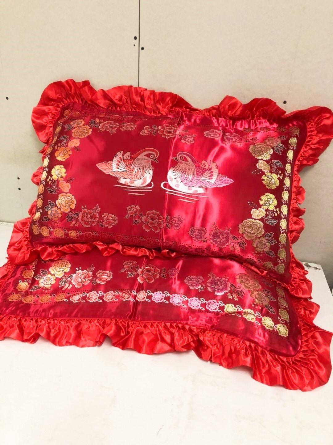 水丝绸单人枕套绸缎结婚喜庆大红色一对鸳鸯枕头 双人刺绣 结婚|msdalam kategori seperai dan bantal, sarung bantal - dari Buy2taobao.com untuk memberikan perkhidmatan ejen Taobao profesional membeli