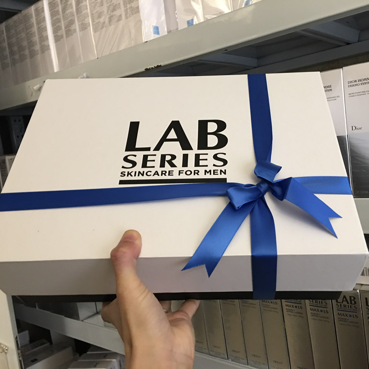 LAB SERIES朗仕化妝品套裝禮盒專櫃禮品盒子專櫃紙袋手提袋在類目 辦公設備/耗材/相關服務, 包裝設備/標牌及耗材, 禮品盒中 - 來自Buy2taobao.com提供專業的淘寶代購服務