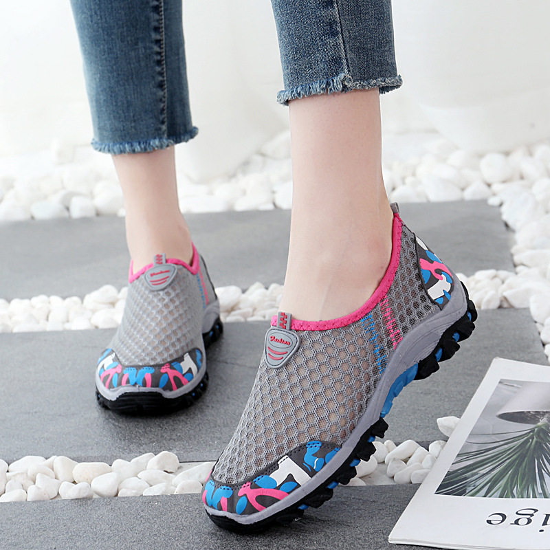 lady Mesh shoes wholesale Old Beijing cloth shoes summer Set foot mom Walking shoes Net surface ventilation Lovers' shoes wholesalein the Women's Shoes, Low shoes category - from Buy2taobao.com to provide professional Taobao agent buy service