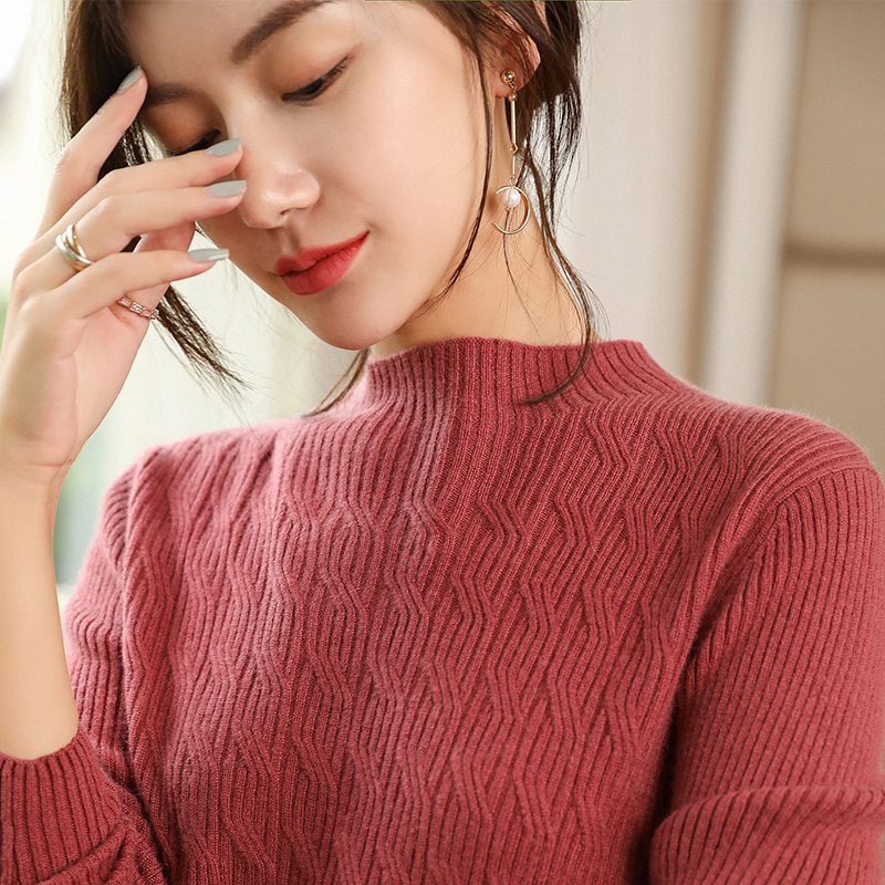2018秋冬新款半高领100%纯山羊绒衫女纯色短款修身针织打底毛衣在类目 女装/女士精品, 毛衣中 - 来自Buy2taobao.com提供专业的淘宝代购服务