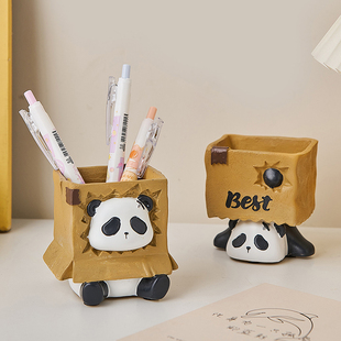 生日礼物送创意可爱熊猫笔筒摆件办公室桌面收纳学生小大容量