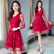 蕾丝连衣裙女春秋韩版修身气质，刺绣雪纺连衣裙，红色显瘦遮肚子