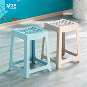 茶花塑料凳子加厚型浴室凳子条纹，餐桌椅凳矮凳成人高凳家用板凳