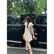 LUU桃喜儿/白色珠光连衣裙气质高级感夏季女法式小众设计梨型身材