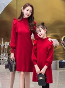女童毛线裙秋冬洋气高领，针织衫亲子装红色年服中大童连衣裙潮