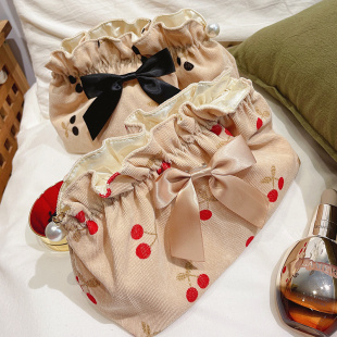 原创化妆包可爱樱桃，便携手包蝴蝶结珍珠拉链，大容量收纳袋高级感女