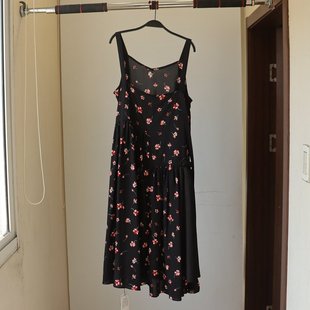 网红原单韩版女士雪纺，花色吊带连衣裙长裙2024年夏0.21kg
