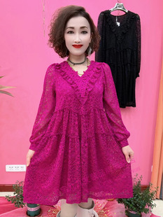 洋气网红蕾丝连衣裙女春季时尚减龄宽松显瘦v领长袖打底裙