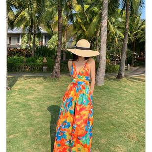 泰国海边拍照裙子巴厘岛沙滩裙三亚旅游穿搭吊带波西米亚连衣裙夏