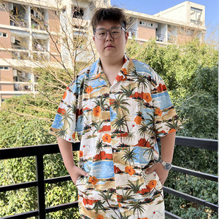 大码男装夏威夷风短袖衬衫，胖子潮牌街头休闲度假薄款沙滩印花衬衣