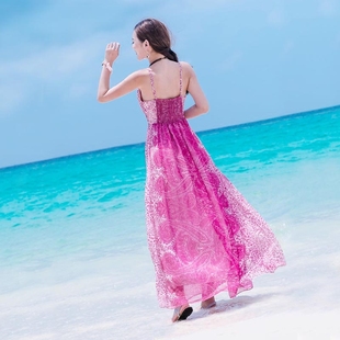 海南三亚旅游穿搭拍照衣服松紧腰红色V领雪纺连衣裙露背沙滩裙女