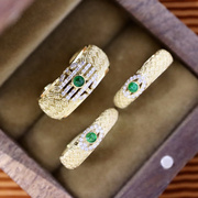18k金复古(金复古)宫廷，风耳环戒指指环编织花纹祖母绿镶嵌珠宝