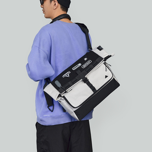 imipack原创大容量斜挎包，男女生机能，电脑包多功能两用单肩邮差包