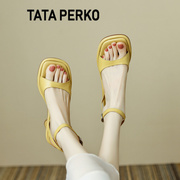 TATA PERKO联名女鞋女风凉鞋百搭中跟粗跟搭配裙子一字带罗马鞋