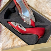 2020红色婚鞋水钻尖头结婚高跟鞋，女细跟蝴蝶结，新娘鞋婚纱鞋女