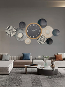 北欧创意客厅沙发背景墙，装饰品挂钟餐厅，墙面卧室壁饰时钟钟表挂件