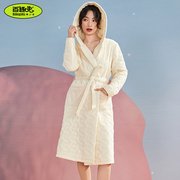 百趣兔三层夹棉加厚睡袍，女2023冬季可爱连帽中长款睡衣斗篷