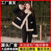 小香风羊羔毛灯芯绒外套，女冬季复古高级感加绒加厚短款夹克棉服潮