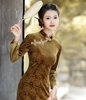 丝绒旗袍长袖秋款2024年新中式日常可穿老年弹力大码妈妈长款