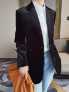 高端时髦黑色金丝绒西装外套女中款修身显瘦窄肩高级感气质小西服