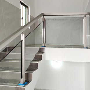 不锈钢玻璃楼梯扶手护栏，自建房家用阳台，栏杆室内室外工程围栏立柱