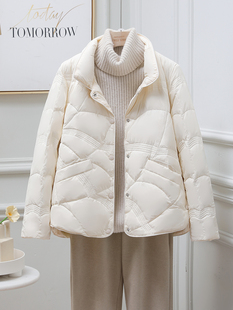 羽绒服女短款2023年保暖立领，轻薄白鸭绒(白鸭绒，)时尚显瘦秋冬轻便外套