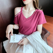 夏季女装韩版百搭时尚字母露肩，上衣个性宽松短袖显瘦v领t恤潮