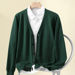 JIEYI 军绿色绅士复古英伦风针织开衫轻奢高品质纯色潮男毛衣外套