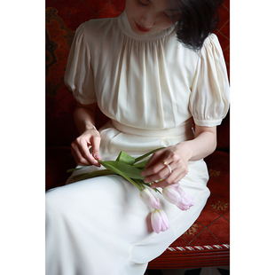 Ching's 法式复古缎面圆领高腰五分袖泡泡袖显瘦褶皱轻婚纱连衣裙