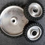 金属橡胶轮砂带，专用橡胶轮砂带机专用滚轴，轮铝芯橡胶轮可