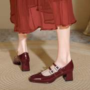 方头高跟鞋粗跟不累脚红色婚鞋中跟浅口单鞋扣(单鞋扣)带法式玛丽珍鞋