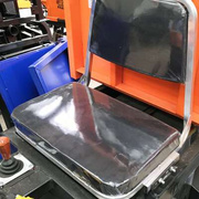 订做工地电三轮驾驶位座椅柴油农用防水司机前排加厚双人座垫改装