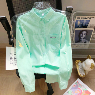 薄荷绿衬衫设计感小众，春季2024宽松中长款休闲长袖防晒开衫潮