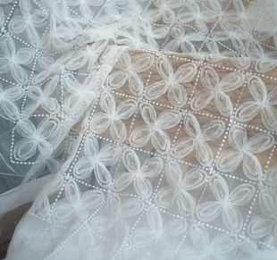 立体花瓣白色蕾丝绣花布DIY服装婚纱面料女包台布装饰缝纫刺绣布