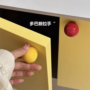 儿童房衣柜拉手日式极简可爱彩色，圆球柜子圆形，柜门单孔抽屉把手