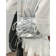 韩国褶皱双肩包包女包2023潮，时尚银色背包，小众手提单肩旅行包