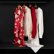 新中式简约样板房衣帽间旗袍礼服高跟鞋装饰品摆件软装设计红色系