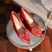 蝴蝶结花尖头粗跟女高跟鞋，礼服红色婚鞋新娘鞋，单鞋秀禾鞋气质女鞋