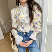 韩国chic夏季法式浪漫高领拼接荷叶，边花色印花设计喇叭袖衬衫上衣