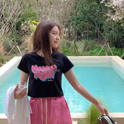 时尚起义韩国甜美少女紧身弹力holiday短腰短袖T恤ns23041305