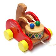 木质工艺品早教益智儿童玩具，拖拉学步小熊敲鼓车木制小玩具