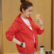 大红色防晒衣女夏季韩版宽松休闲女士，大红色开衫外套短款外搭