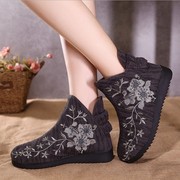 秋冬季老北京布鞋，平跟民族风短靴加绒保暖绣花靴中国风棉靴女靴子