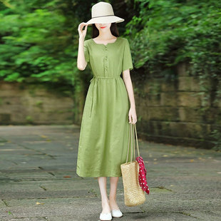 高端绿色棉麻连衣裙女2024年夏季小个子收腰显瘦薄款亚麻裙子