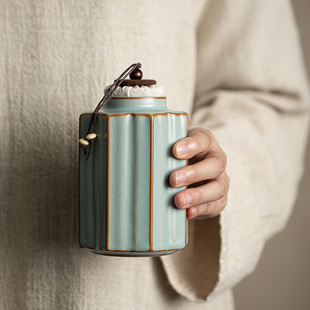 汝窑茶叶罐陶瓷茶叶罐密封罐子家用中式便携式茶叶储存罐