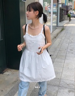 Exclusive type 韩国个性设计蝴蝶结蕾丝拼接显瘦高腰吊带连衣裙