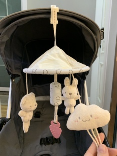 婴儿推车挂件风铃3-6个月新生儿，床铃床挂宝宝，车载吊伞安抚巾玩具